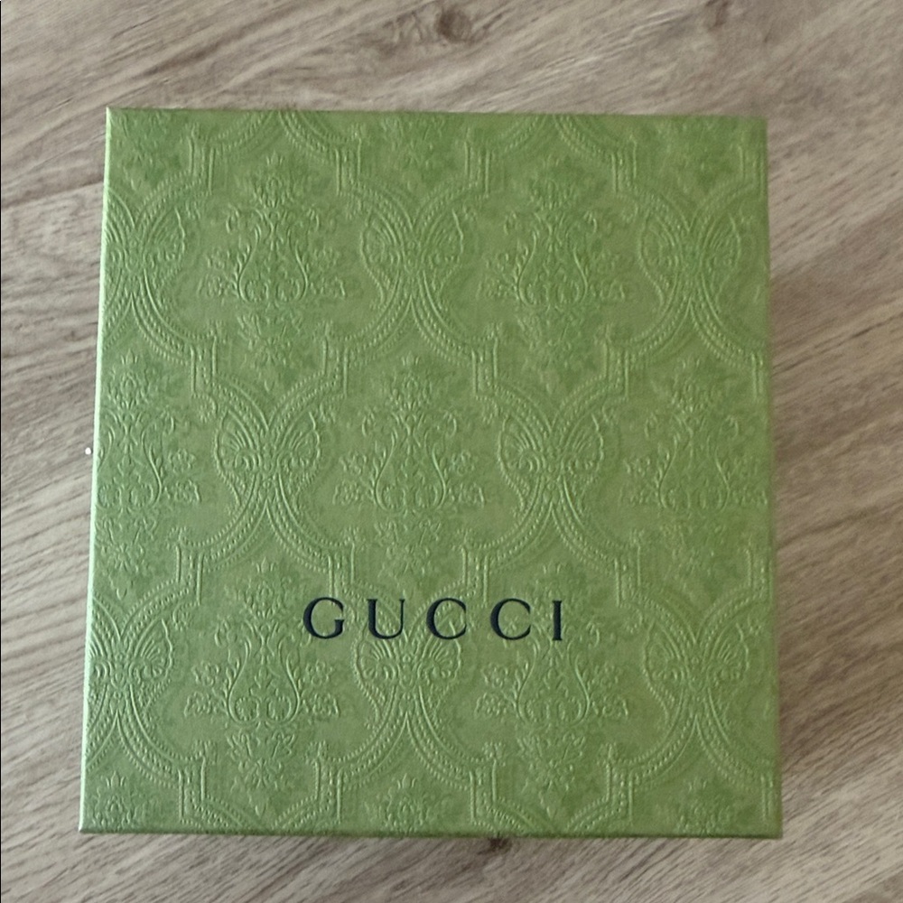 Gucci Green Embossed Logo Box